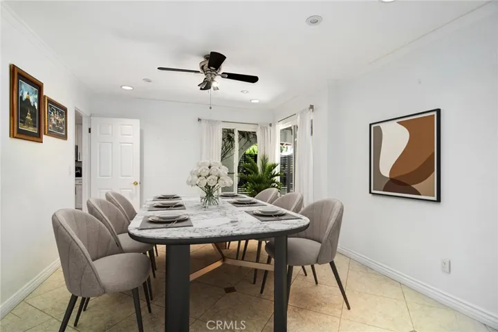 19611 Rosita Street, Tarzana, California 91356