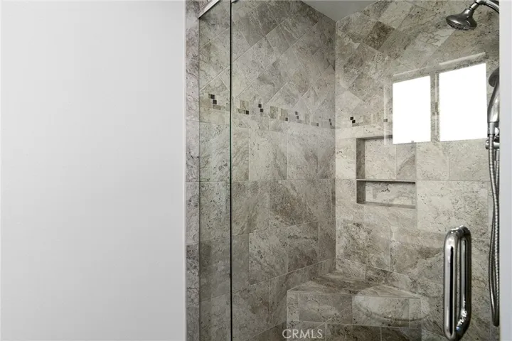 5400 Lindley Avenue 101, Encino, California 91316