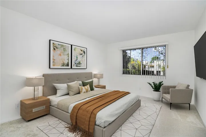 5400 Lindley Avenue 101, Encino, California 91316