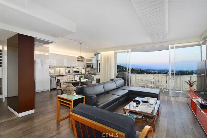 4411 Los Feliz Boulevard 1007, Los Angeles, California 90027