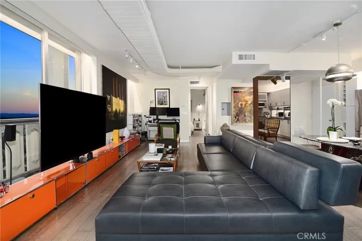 4411 Los Feliz Boulevard 1007, Los Angeles, California 90027
