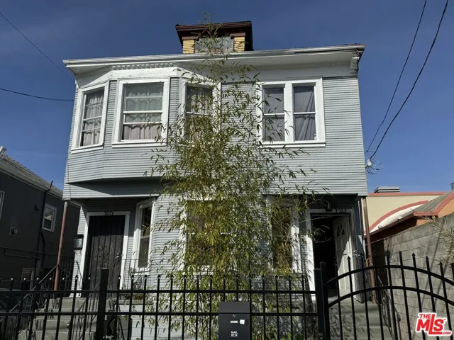 3225 Market Street, Oakland, California 94608
