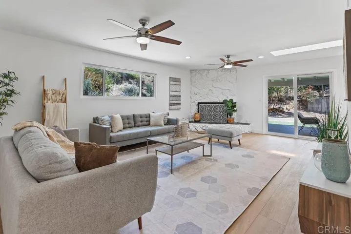 12172 Gay Rio Drive, Lakeside, California 92040