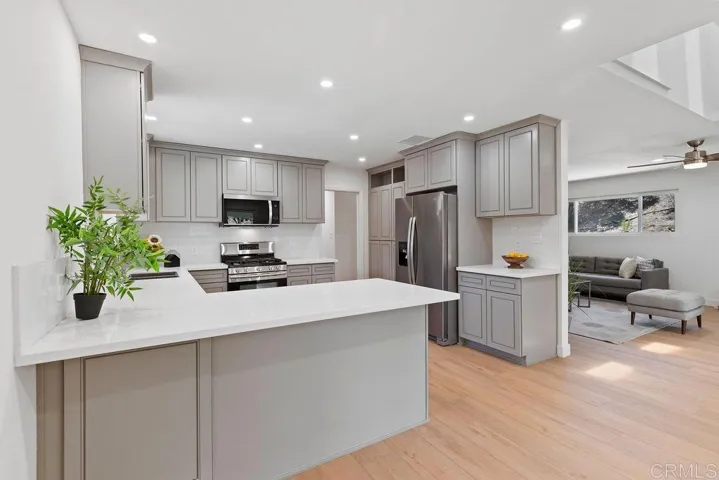 12172 Gay Rio Drive, Lakeside, California 92040