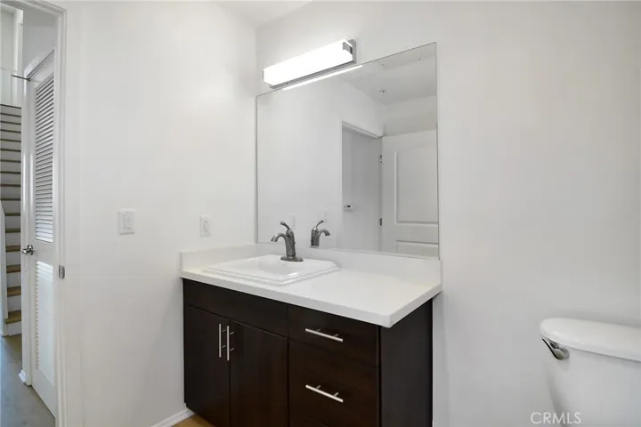 124 W Colorado 502, Glendale, California 91204