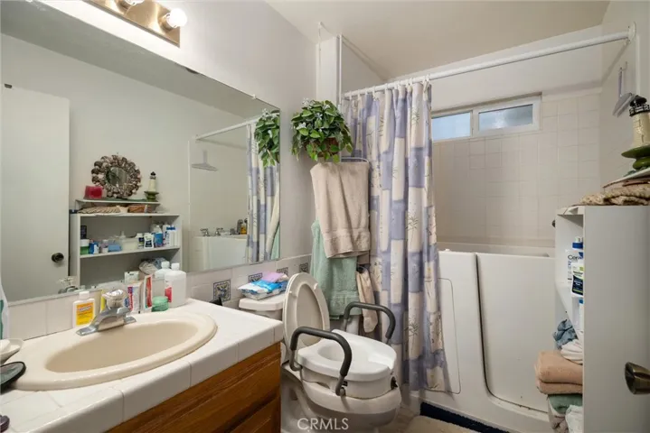 164 Cypress Avenue 15, Cayucos, California 93430