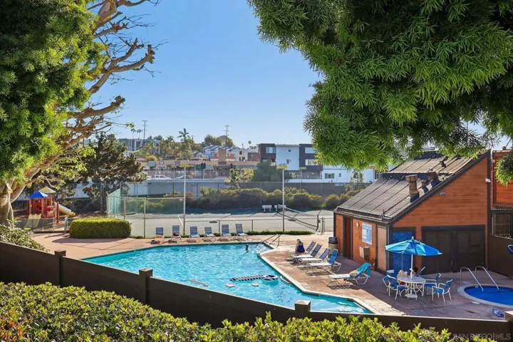 2275 Caminito Pajarito 174, San Diego, California 92107