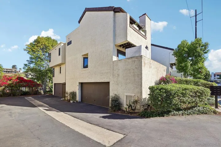 2275 Caminito Pajarito 174, San Diego, California 92107