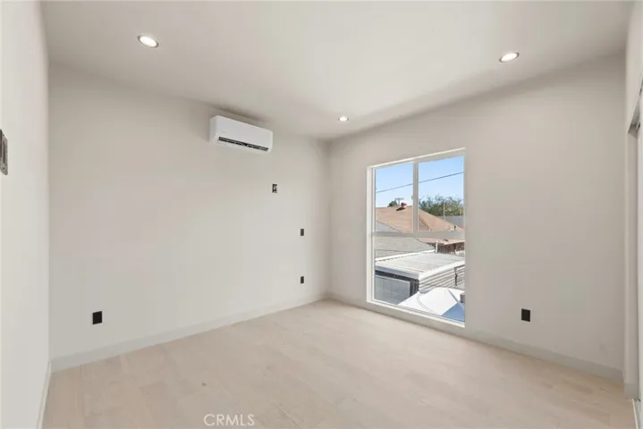 354 N Breed, Los Angeles, California 90033
