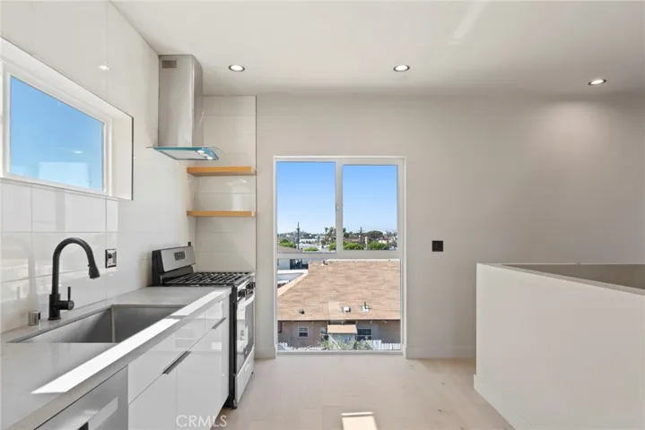 354 N Breed, Los Angeles, California 90033