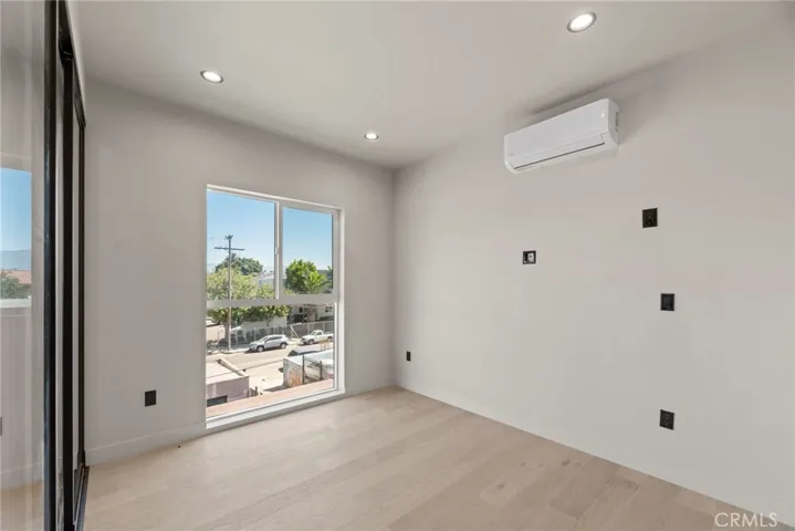 354 N Breed, Los Angeles, California 90033