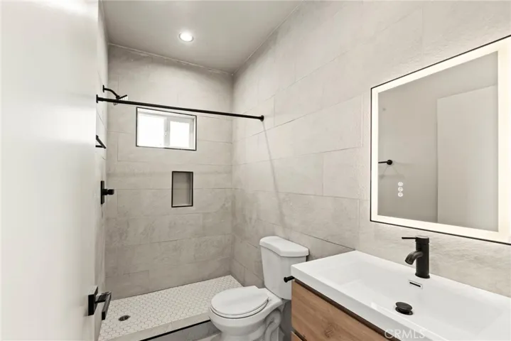 354 N Breed, Los Angeles, California 90033