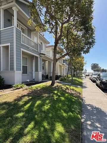 214 E Port Hueneme Road, Port Hueneme, California 93041