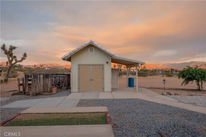 23355 Cuyama, Apple Valley, California 92307