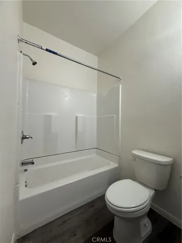 2001 Cedar Avenue 13, Long Beach, California 90806