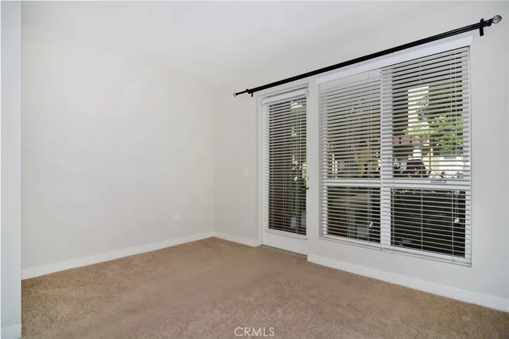 21301 Erwin Street 231, Woodland Hills, California 91367