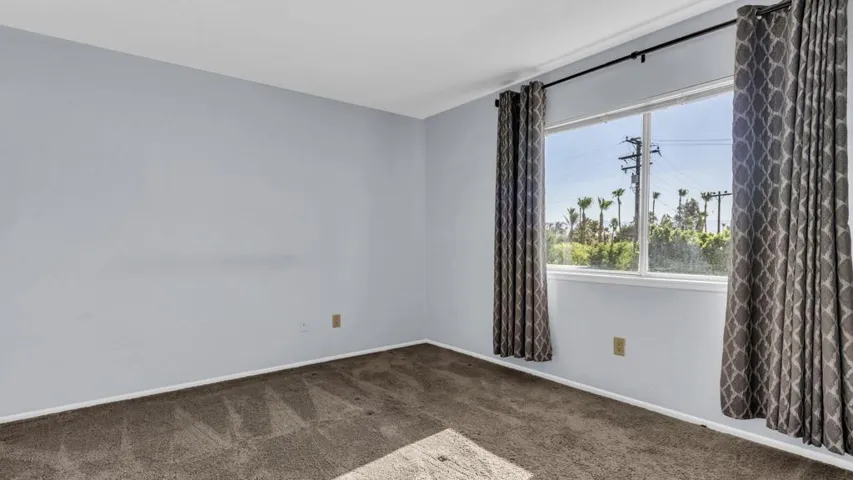 19-web-or-mls-Were Focused 2266 E Via Es