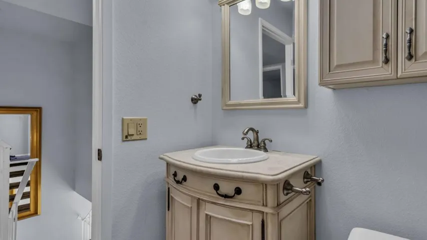 28-web-or-mls-Were Focused 2266 E Via Es