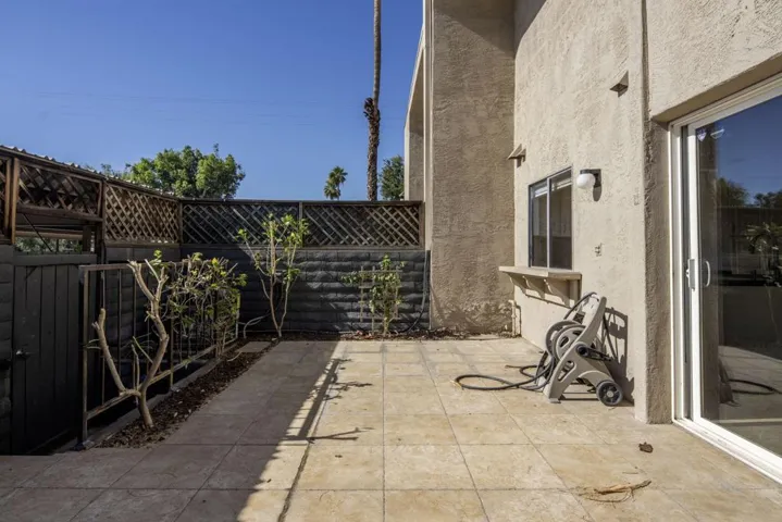 32-web-or-mls-Were Focused 2266 E Via Es