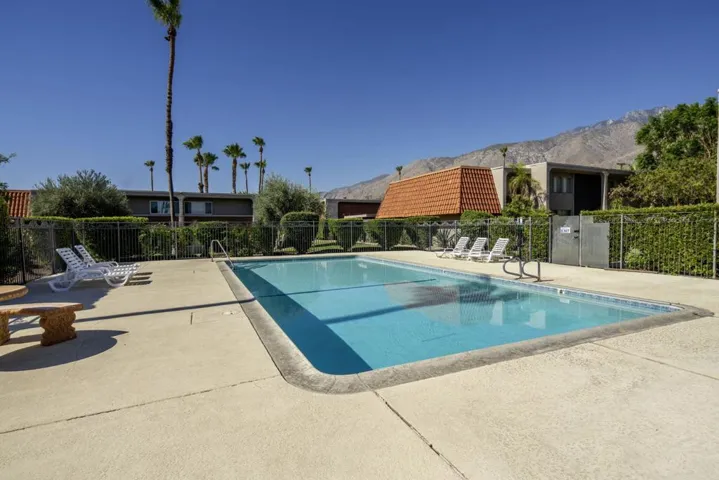 34-web-or-mls-Were Focused 2266 E Via Es
