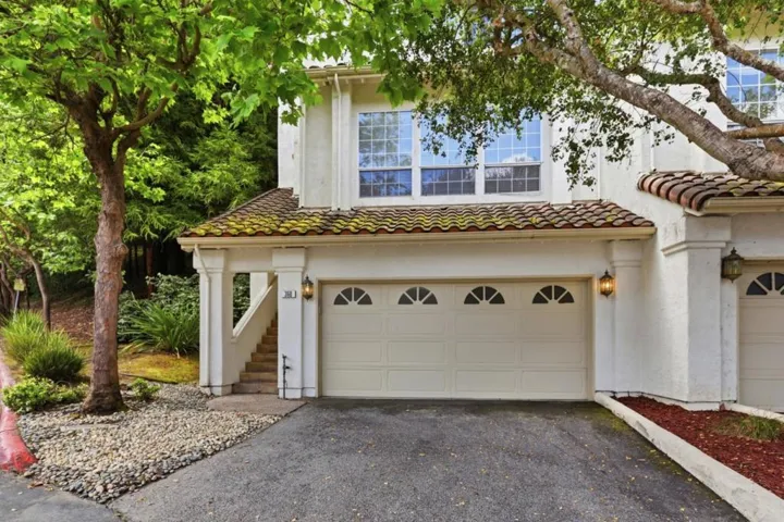 360 Carrera Circle, Aptos, California 95003