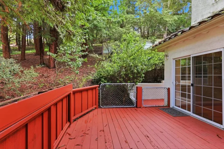 360 Carrera Circle, Aptos, California 95003