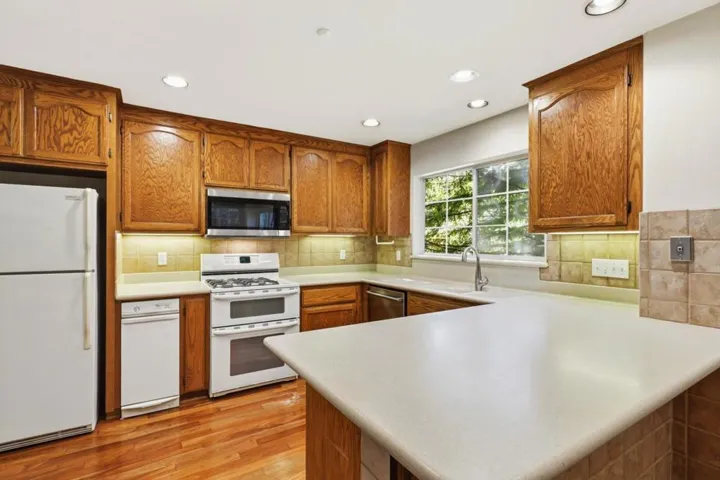 360 Carrera Circle, Aptos, California 95003