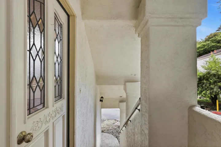 360 Carrera Circle, Aptos, California 95003