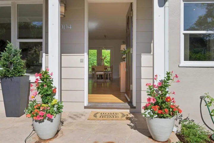 1004 Del Norte Avenue, Menlo Park, California 94025