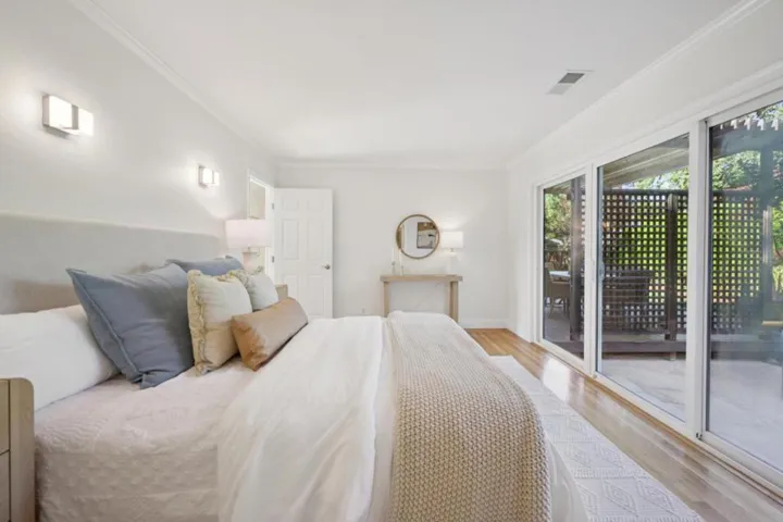 1004 Del Norte Avenue, Menlo Park, California 94025
