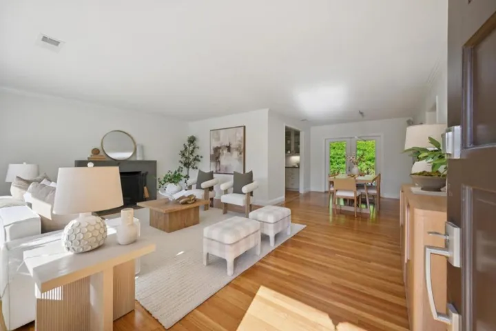 1004 Del Norte Avenue, Menlo Park, California 94025