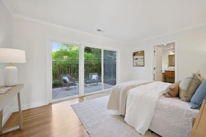 1004 Del Norte Avenue, Menlo Park, California 94025