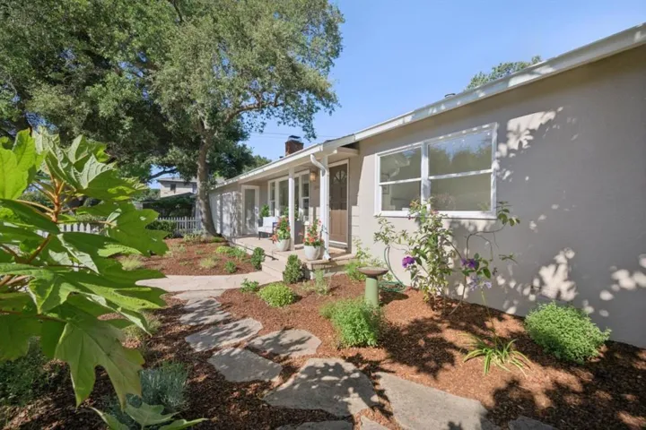 1004 Del Norte Avenue, Menlo Park, California 94025