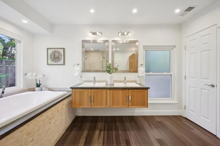 1004 Del Norte Avenue, Menlo Park, California 94025