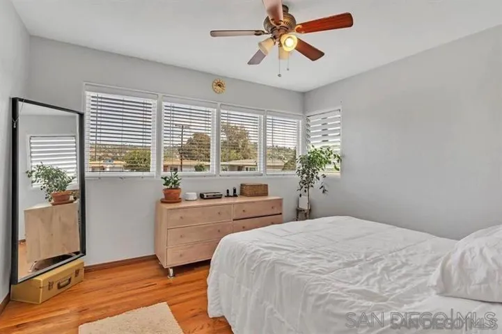 6465 Julie, San Diego, California 92115