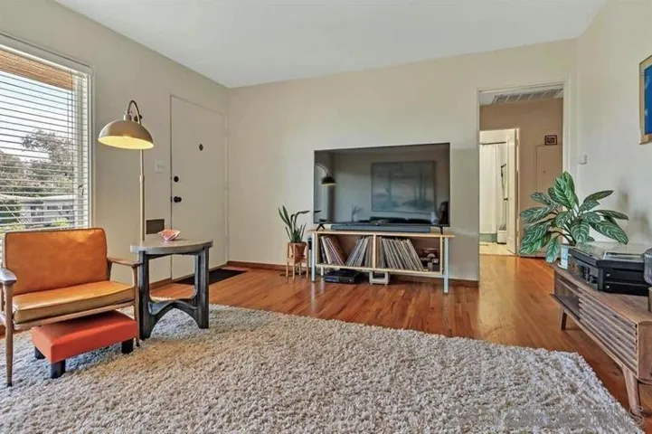 6465 Julie, San Diego, California 92115