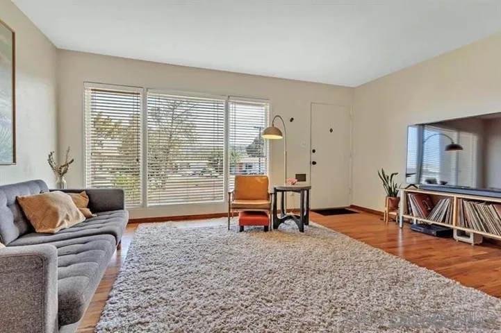 6465 Julie, San Diego, California 92115