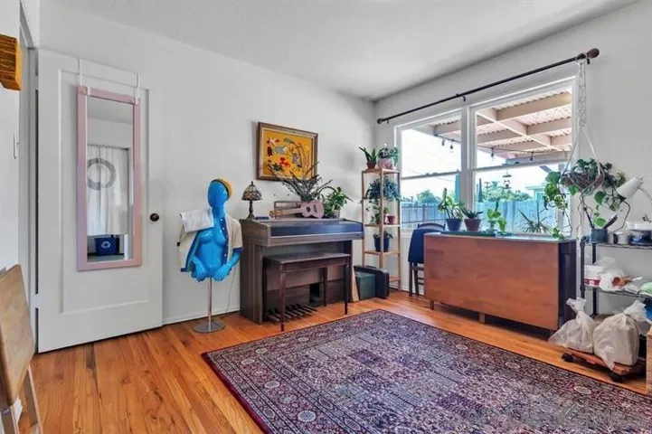6465 Julie, San Diego, California 92115