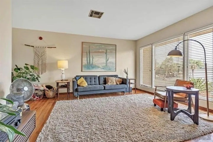 6465 Julie, San Diego, California 92115