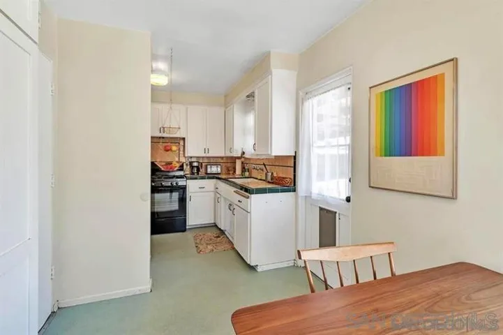 6465 Julie, San Diego, California 92115
