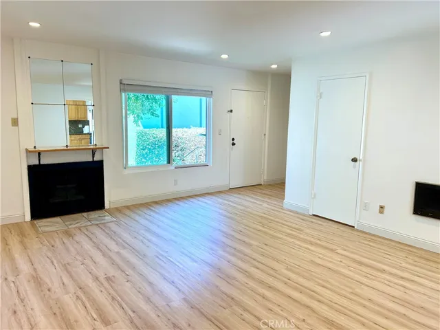 25837 Oak 115, Lomita, California 90717