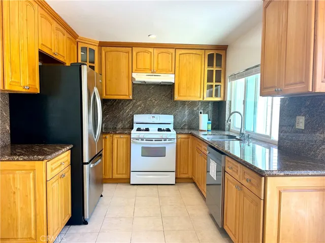 25837 Oak 115, Lomita, California 90717