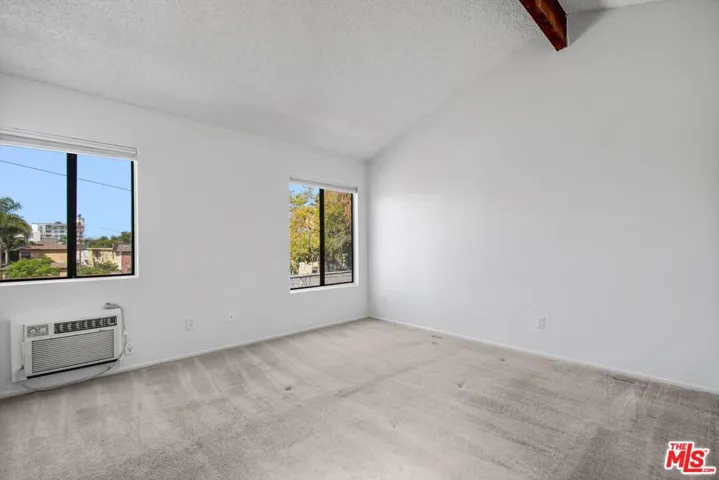 3665 Empire Drive 7, Los Angeles, California 90034