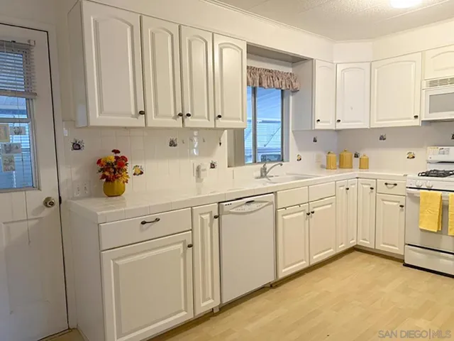 3314 Don Tomaso Drive, Carlsbad, California 92010