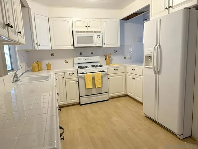 3314 Don Tomaso Drive, Carlsbad, California 92010