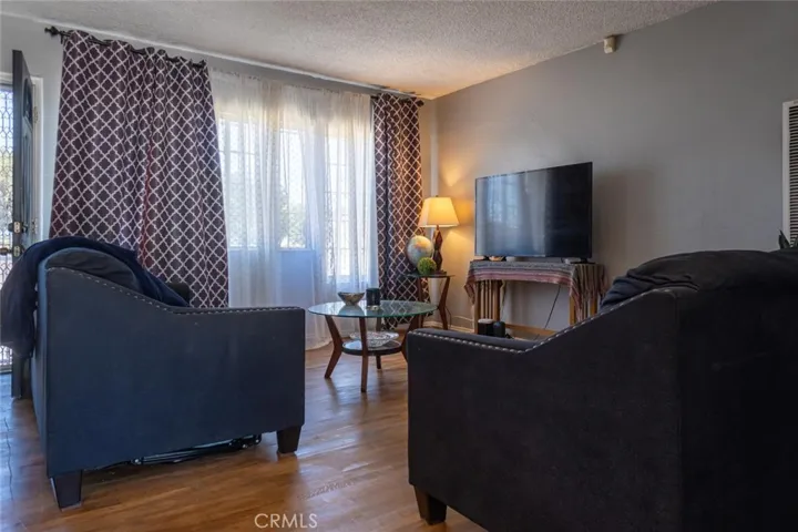 727 S Caswell, Compton, California 90220