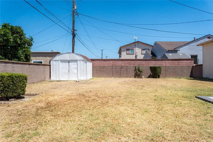 727 S Caswell, Compton, California 90220