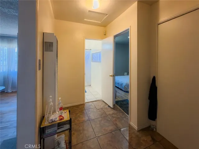 727 S Caswell, Compton, California 90220