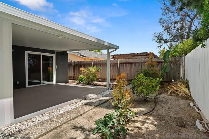 7066 Whipple Avenue, San Diego, California 92122