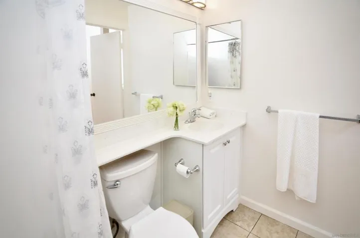 8026 Linda Vista Rd 1n, San Diego, California 92111
